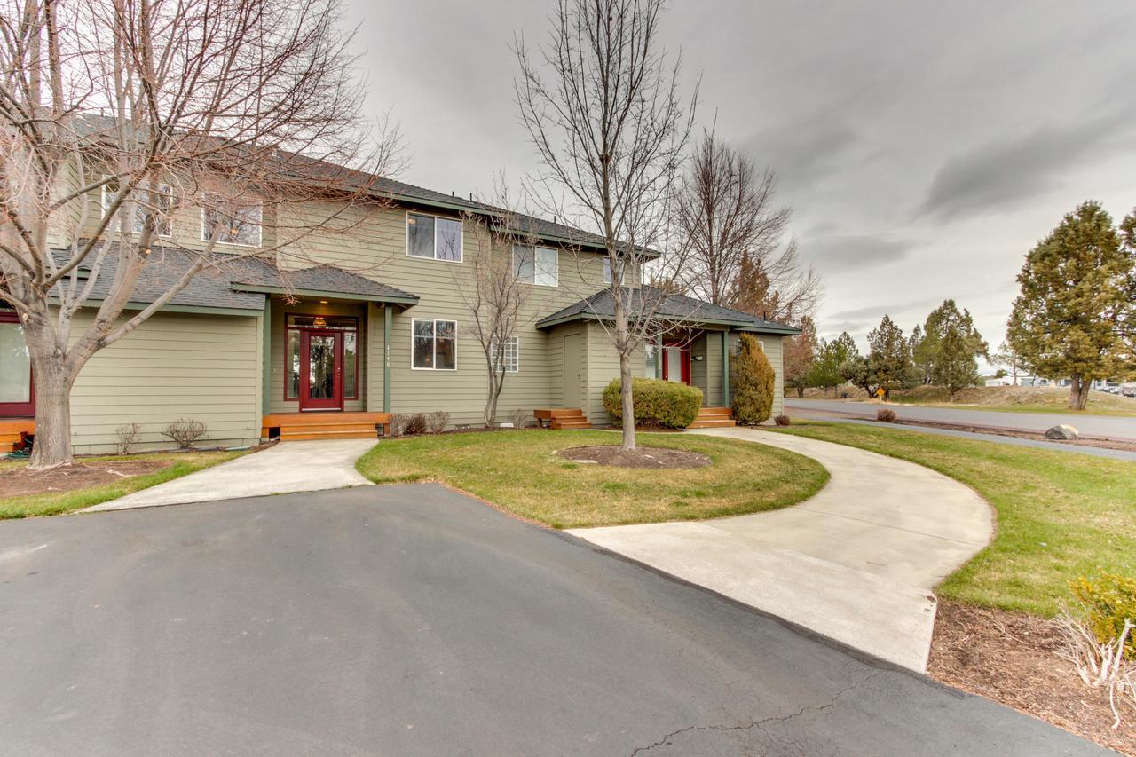 Ridge & Pine Villa Redmond Exterior photo